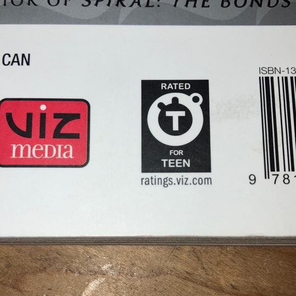 The Record of a Fallen Vampire Manga - Volume 7 by Kyo Shirodaira - Picture 11 of 12